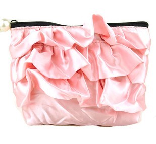 Cosmetic bag